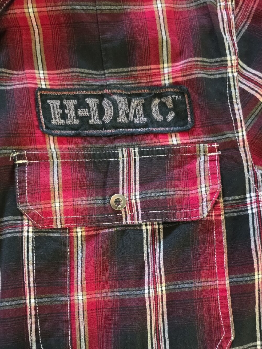 Harley-Davidson Red & Black Plaid Short-Sleeve Button-Down Shirt - Picture 4 of 7